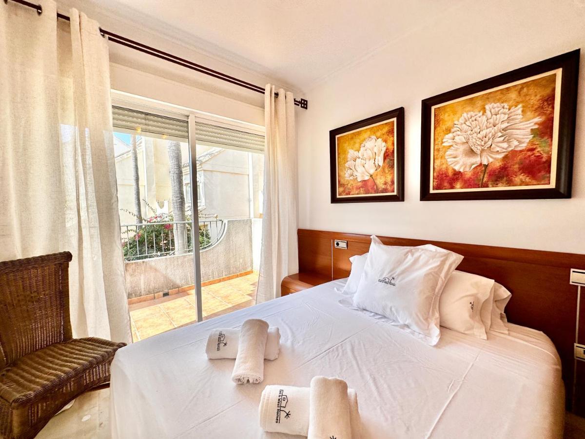 El Arenal Townhouse By The With Swimming Pool Ii- Eaw Homes * Marbella