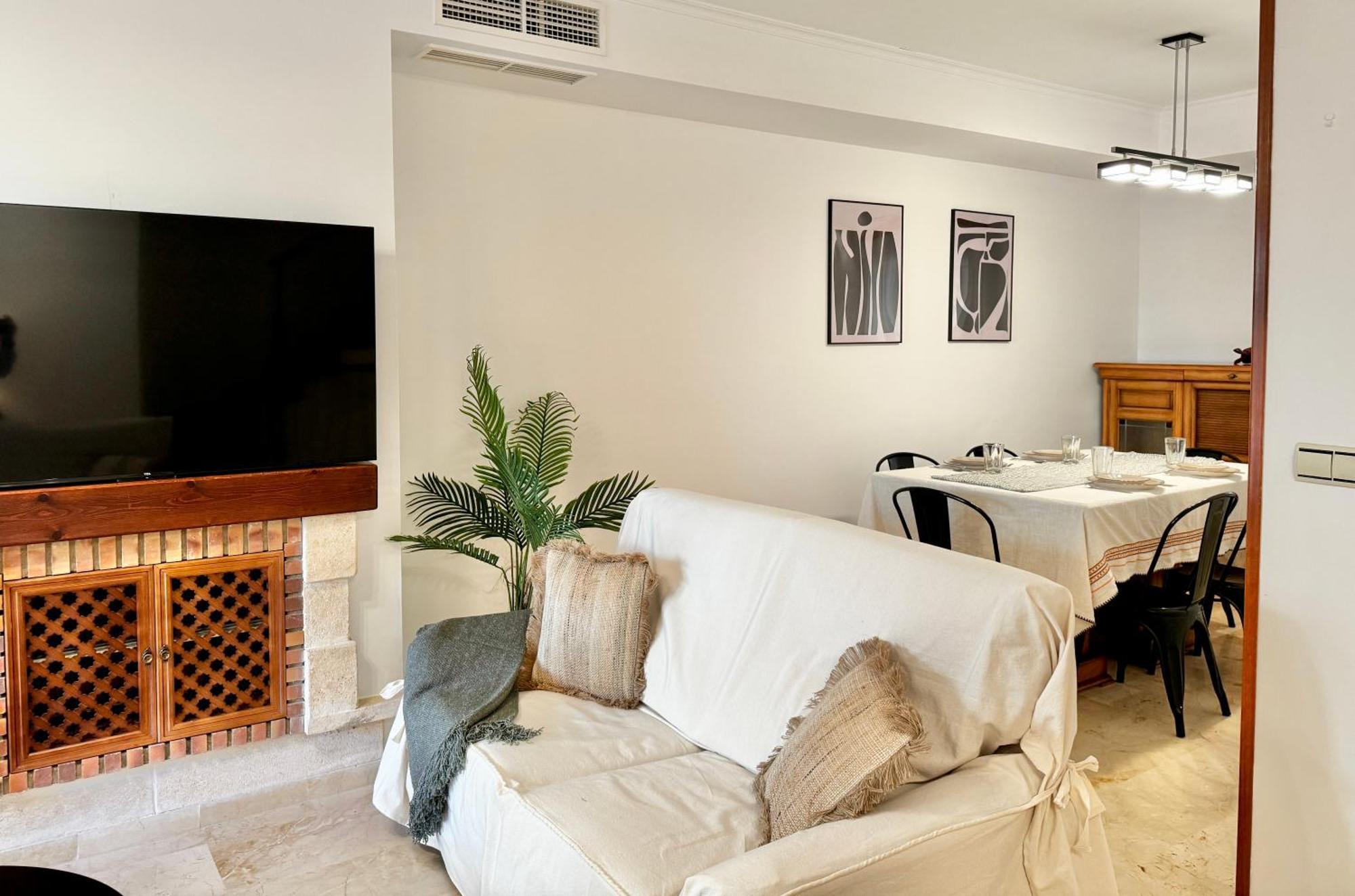 El Arenal Townhouse By The With Swimming Pool Ii- Eaw Homes * Marbella